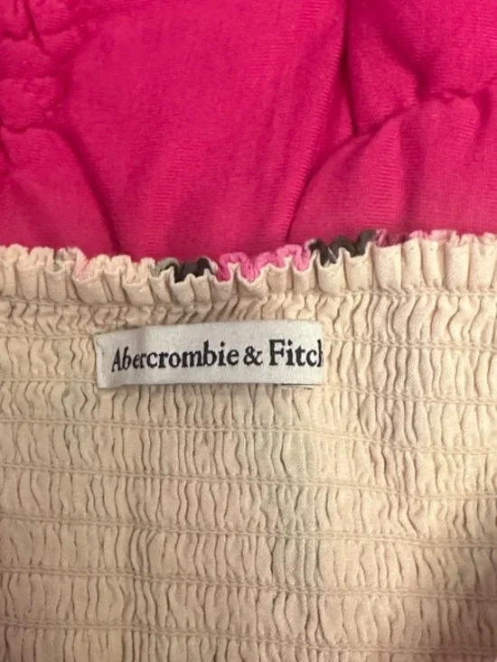 Floral Off-Shoulder Puff Sleeve Crop Top - Pink - Picture 2 of 3